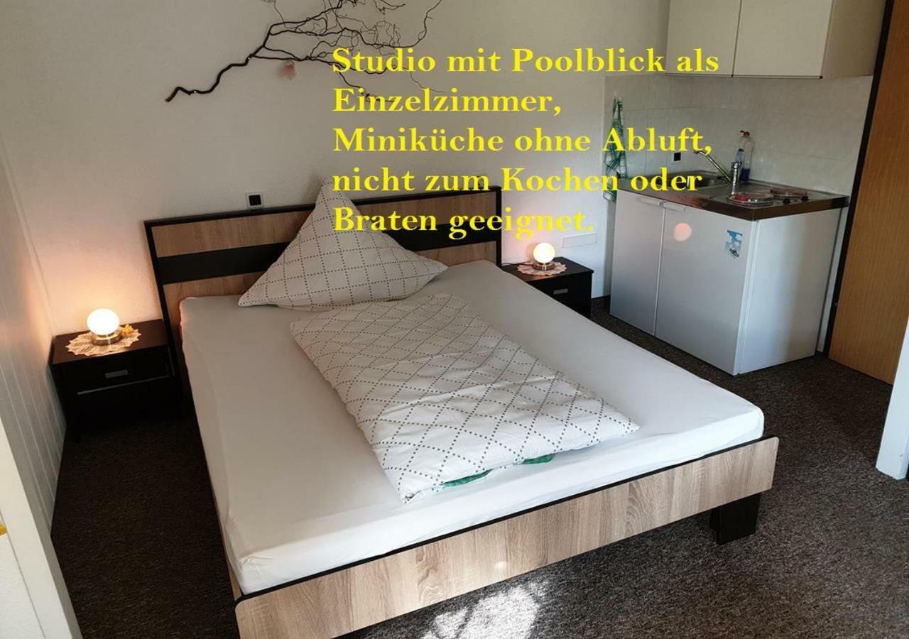 Pension Muench "Am Anger" Neuseusslitz Екстер'єр фото